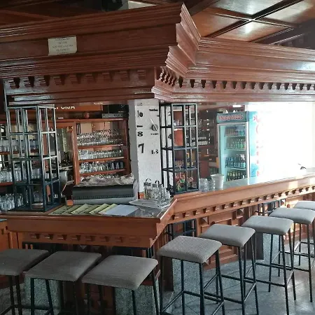 Diplomatik Hotel *